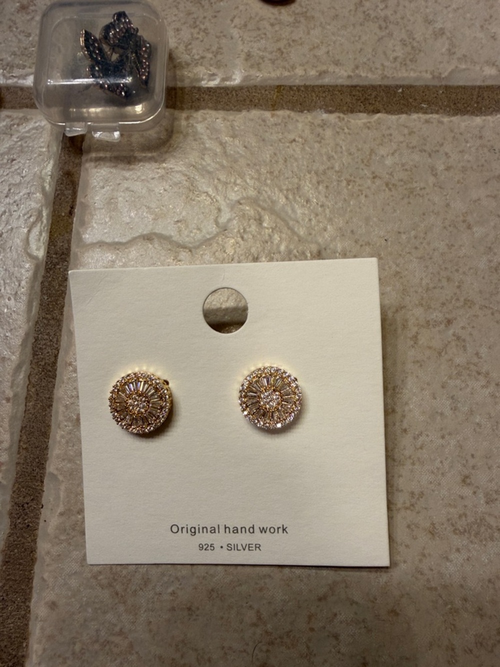 925 Silver Gold-Tone Crystal Round Stud Earrings - Original Hand Work